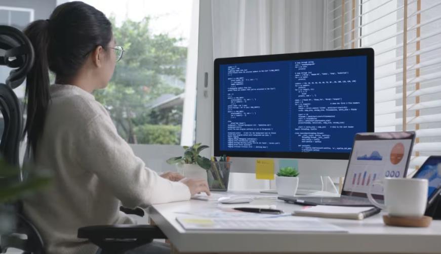 秦都区企业数字化解决方案：机器学习赋能商业模式升级的核心路径